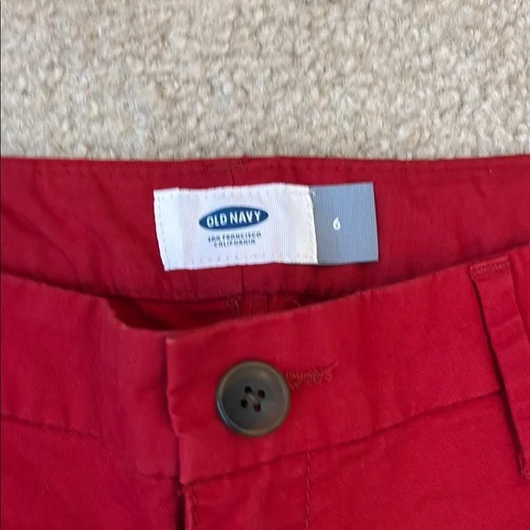 Bundle of 2 Old Navy 3.5” Womens Shorts Red Cotton, White Pineapple Linen Size 6 - Picture 8 of 10